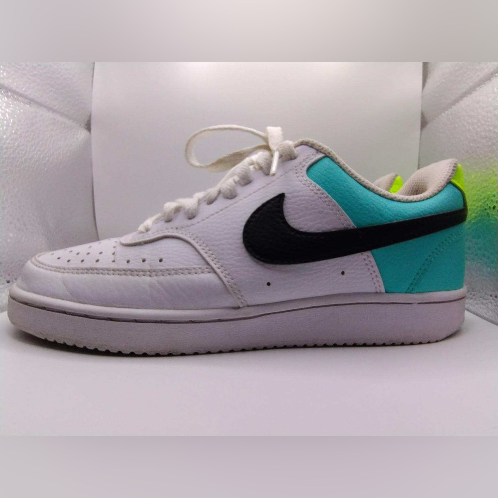 Nike Court Vision